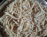 Foto del paso 1 de la receta: Tallarín saltado criollo