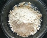 वड्याच्या पीठाचे थालीपीठ(wadyachya peethache thalipeeth recipe in marathi) रेसिपी स्टेप 2 फोटो 