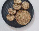 عکس مرحله 3 از دستور کوکی رژیمی فقط با ۲ قلم مواد