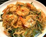 รูปขั้นตอนการทำที่ 8 ของ หมี่กระเฉด กุ้งสด