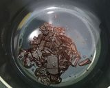 Foto langkah ke 1 dari resep Cinnamon Hot Chocolate.