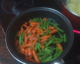 Foto del paso 8 de la receta: Entrecot adobado con puré de papas, verdura y salsa del adobo