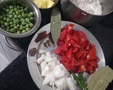 टोम्याटो राईस रेसपी (Tomato rice recipe in marathi) रेसिपी स्टेप 1 फोटो 