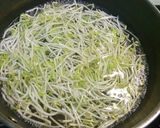 Foto langkah ke 2 dari resep Simple salad okra & Tauge.