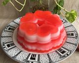 Foto langkah ke 6 dari resep Pudding Merah Putih rasa Kelapa Muda dan Leci.