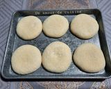 Une image de l'étape 9 de Petits pains à la semoule au four 🌾.