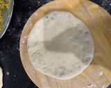 A picture of step 9 of Aloo ke parathe.