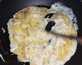 Foto langkah ke 1 dari resep Egg Mayo Sandwich.