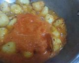 A picture of step 3 of Dum aloo.