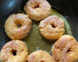 A picture of step 6 of Balushahi Doughnut.