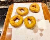Foto del paso 6 de la receta: Rosquillas de naranja (Orange donuts)