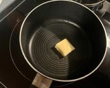 A picture of step 4 of Chicken over garlic Parmesan spaghetti.