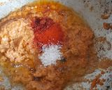 A picture of step 3 of Tofu matar gravy.