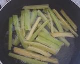 Foto del paso 1 de la receta: Palitos de acelgas fritos..