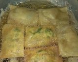Foto langkah ke 5 dari resep Martabak telur lumpia.