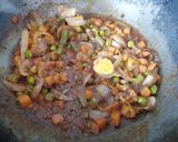 A picture of step 4 of Kashmiri Pulao.
