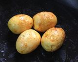 A picture of step 3 of Hyderabadi Malai Egg Korma.
