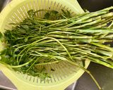 Hình bước làm 1 của món Canh thịt bò rau cần