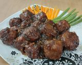 Foto langkah ke 10 dari resep Bistik Bola Daging Sapi.