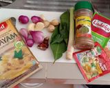 Foto langkah ke 2 dari resep Opor Kuning Indofood.