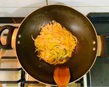 A picture of step 2 of Smoked Prawns Karahi.