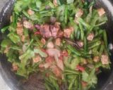 Foto langkah ke 5 dari resep Oseng Pare, Kacang Panjang Tempe.