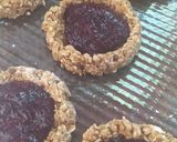 Foto del paso 2 de la receta: Galletas o Tartitas De Avena  Con Dulce Y Chocolate