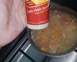Foto langkah ke 2 dari resep Sop Sosis Makaroni.