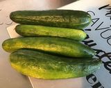 Une image de l'étape 2 de Salade de tomates et concombres au jambon et roquefort.