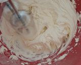 Foto langkah ke 4 dari resep Blueberry Cheesecake.