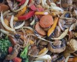 Stir fry mushrooms and veggiesmatakin girki3 hoto