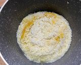 Foto langkah ke 4 dari resep Garlic Butter Rice.