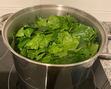 Foto del paso 1 de la receta: Lasaña de espinacas y yogur griego 🥬