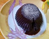 A picture of step 5 of Oreo chocolate lava cake.