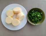 Hình bước làm 1 của món Canh kim chi đầu cá hồi