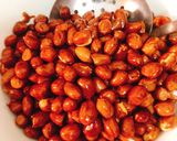 Hình bước làm 2 của món Đậu Phộng Rang Bơ Tỏi Ớt