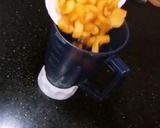 A picture of step 2 of Loquat drink 🍹.