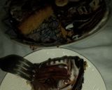 صورة لخطوة 8 من وصفة كيكة الفانيلا في طنجرة الضغط بصوص الشوكولا 😋
