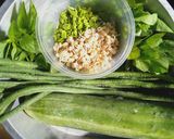 Foto langkah ke 2 dari resep Sayur trancam (salad Jawa).