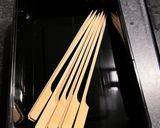 A picture of step 1 of ねぎま焼き鳥 (Negima Yakitori - Japanese Grilled Chicken Skewers).