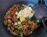 Foto langkah ke 5 dari resep Nasi Pedas Gila.