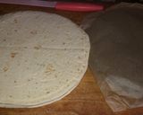 A picture of step 2 of Fajita party cones.