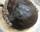 A picture of step 8 of Chocolate moist cake with butter frosting.