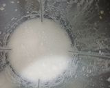 A picture of step 3 of Mango vanilla boba milkshake.