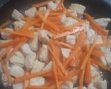 Foto del paso 2 de la receta: Salteado de verduras con pollo