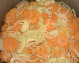 Foto del paso 3 de la receta: Pollo al escabeche