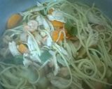 Foto del paso 12 de la receta: Tallarín mar y tierra con verduras