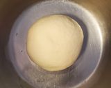 A picture of step 3 of Milk mantou.