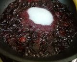 A picture of step 3 of Dalgona Smoothie.