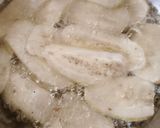 A picture of step 2 of Homemade Raw banana chips.